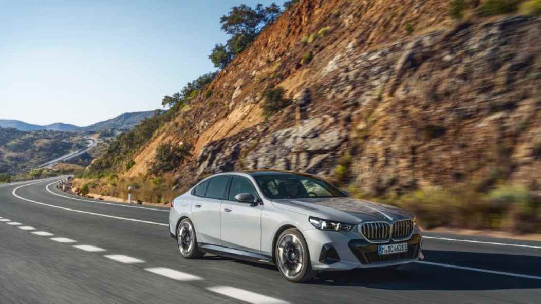 BMW i5 Saloon 250kW eDrive40 M Sport Pro 84kWh electric car lease deals