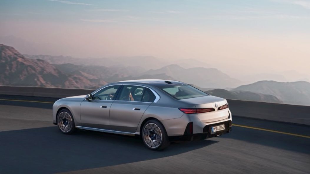 BMW i7 Electric Car Lease Best Offers