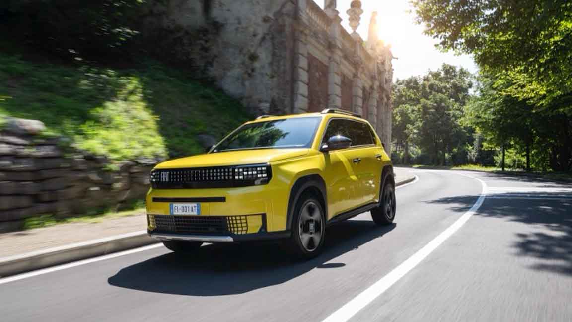 Fiat Grande Panda Electric Car Lease UK
