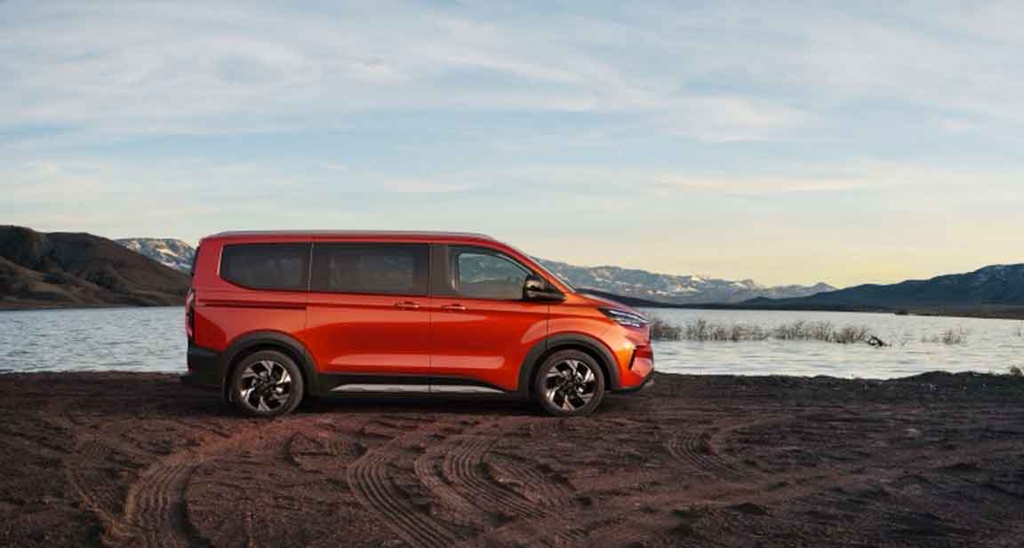 Ford Tourneo Custom 160kW 65kWh 8 seater Electric Car Lease Information