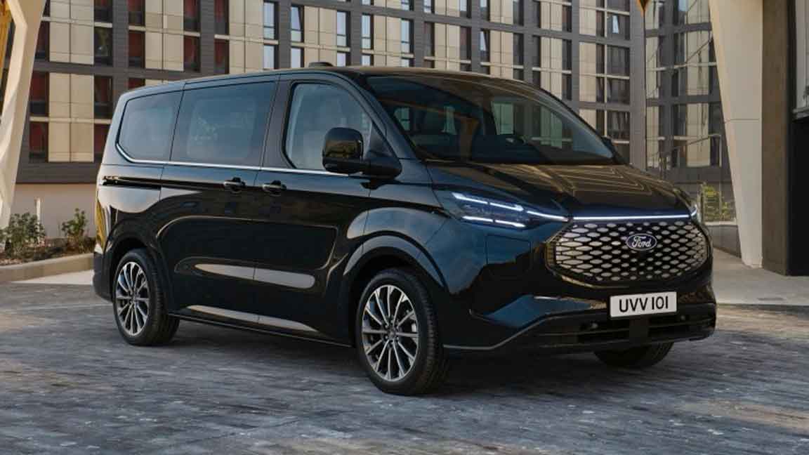 Ford Tourneo Custom 160kW 65kWh 8 seater Electric Car Lease