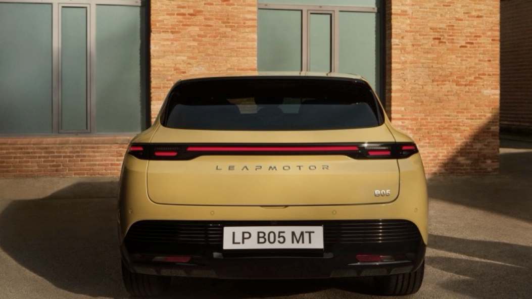 Leapmotor B05 Electric Car Lease Best Offers