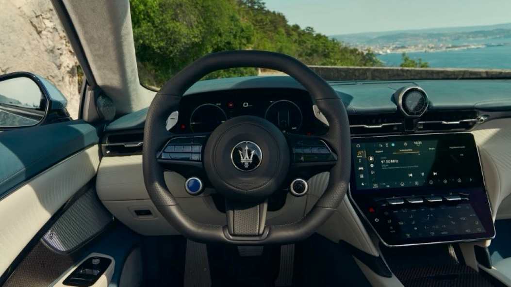 Maserati GranCabrio Folgore Electric Car Lease Interior