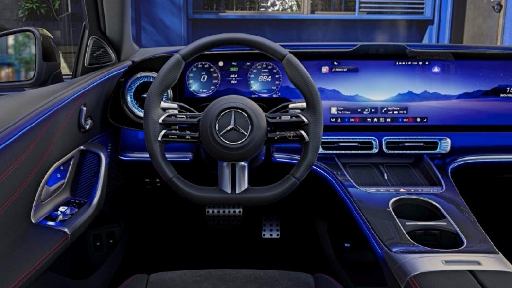 Mercedes-Benz C400 Electric Car Lease Interior