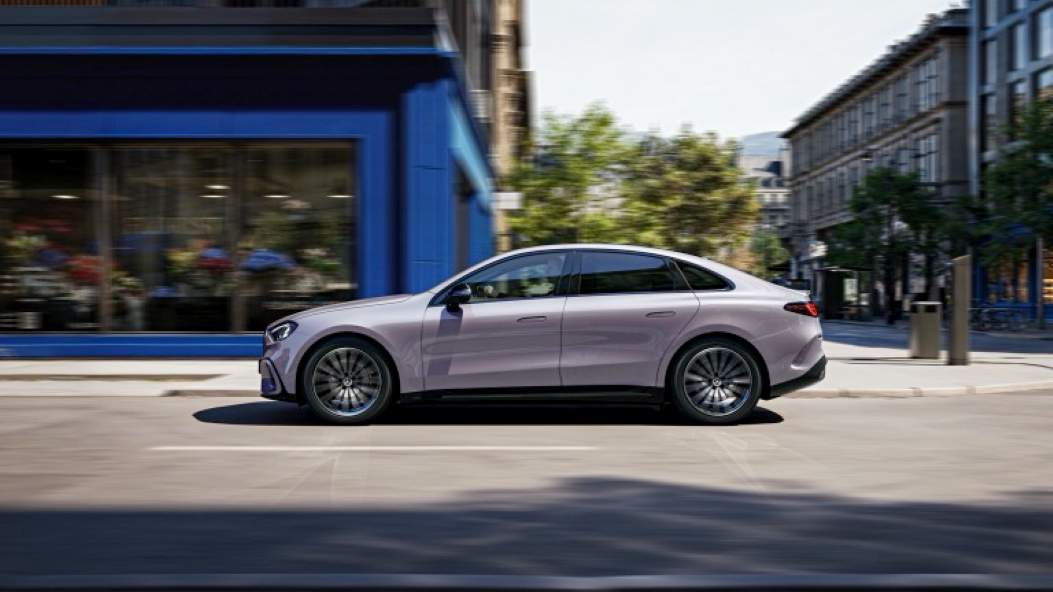 Mercedes-Benz C400 Electric Car Leasing