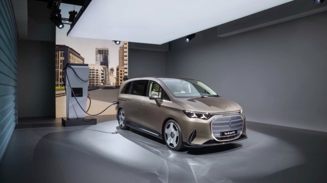 Mercedes-Benz VLE 300 Electric Car Lease Information