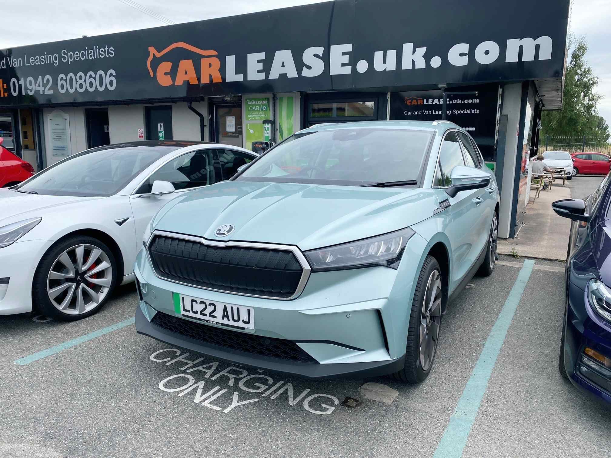 Skoda ENYAQ IV Estate 132kW 60 ecoSuite Nav 62kWh 5dr Auto Electric Car Lease 