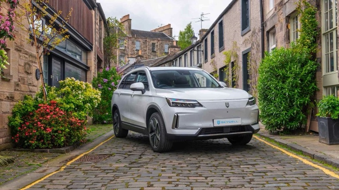 Skywell BE11 Estate Electric Car Lease Information