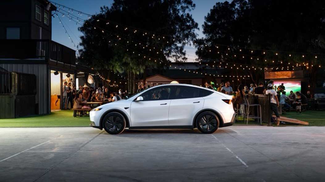 Tesla Model Y Juniper Electric Car Lease UK