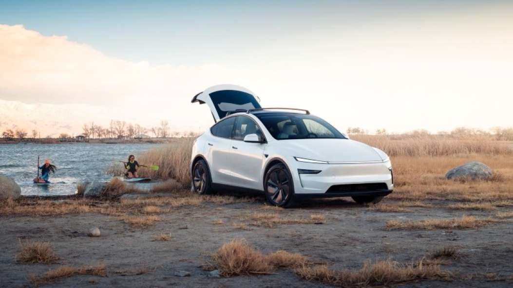 Tesla Model Y Juniper electric car lease deals