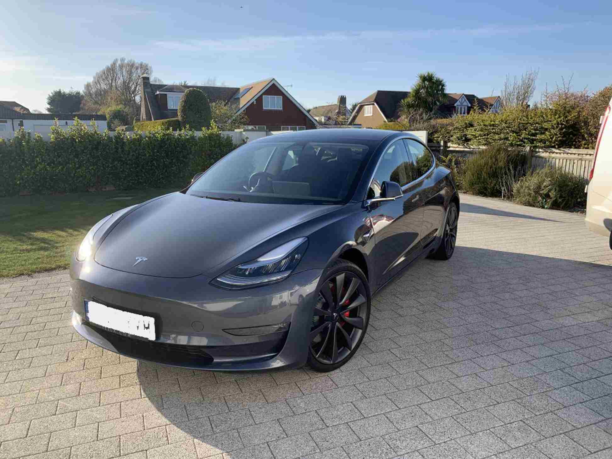 Tesla MODEL 3 SALOON Performance AWD 4dr [Performance Upgrade] Auto (Pure Electric Vehicle)
