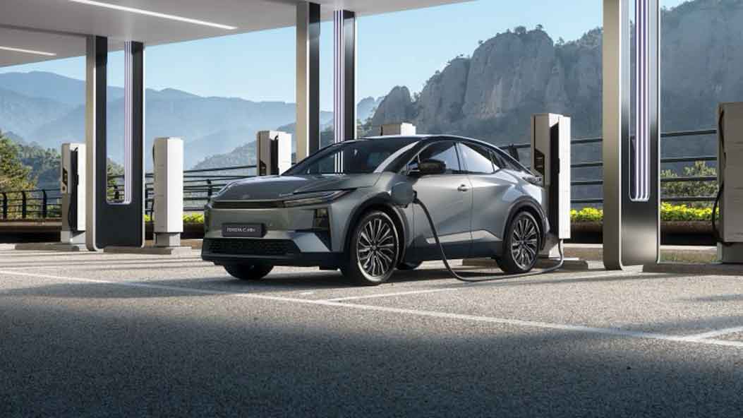 Toyota-C-HR+-Electric-Car-Lease-Best-Deals
