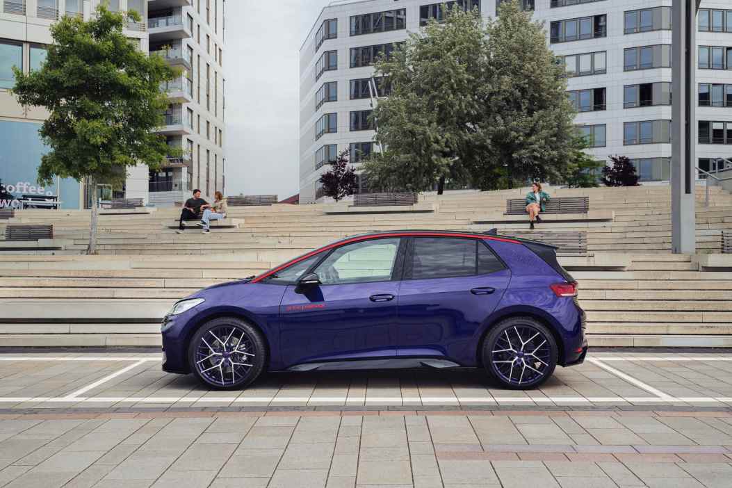 Volkswagen ID.3 Hatchback Special Editions 240kW GTX Fire and Ice 79kWh 5dr Auto Electric Car Lease Best Offers