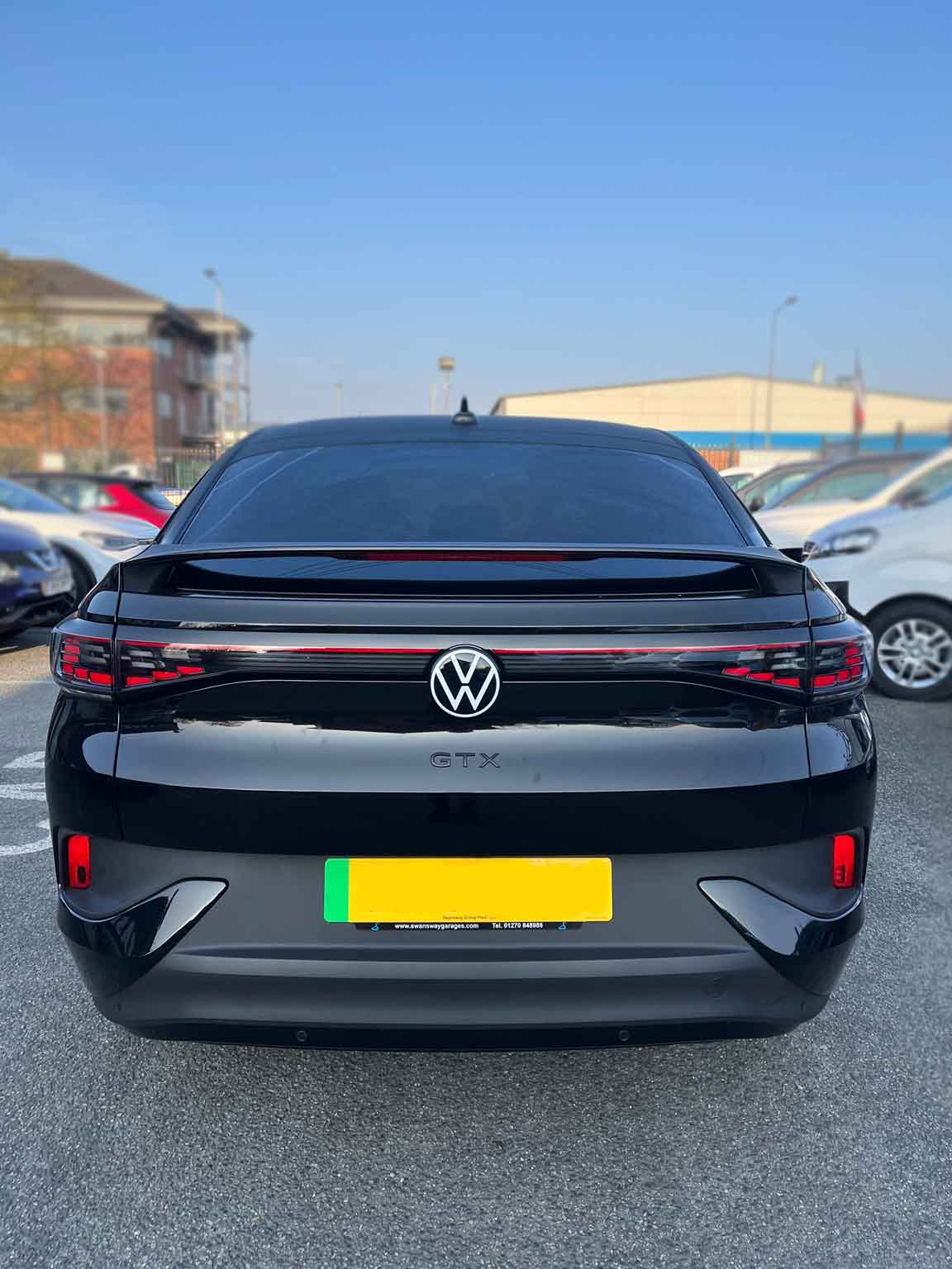 Volkswagen-ID.5-250kW-4MOTION-GTX-Edition-79kWh-5dr-Auto-Pure-Electric-Car-Lease-Best-Deals