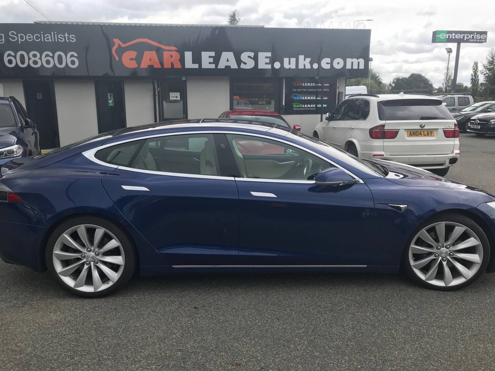 New Tesla Model S Dual Motor Review 