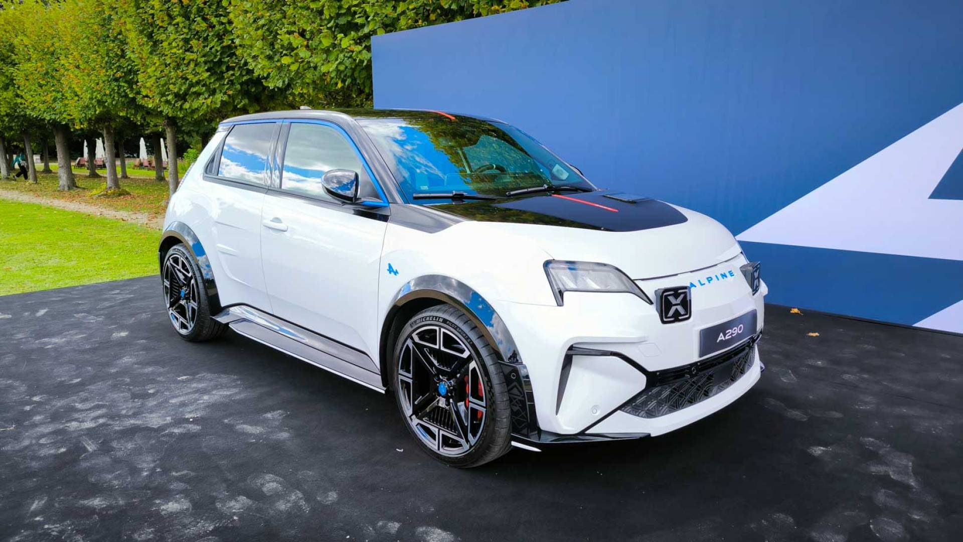 Welcoming the Alpine brand (and the A290) to the Electric Car Lease website