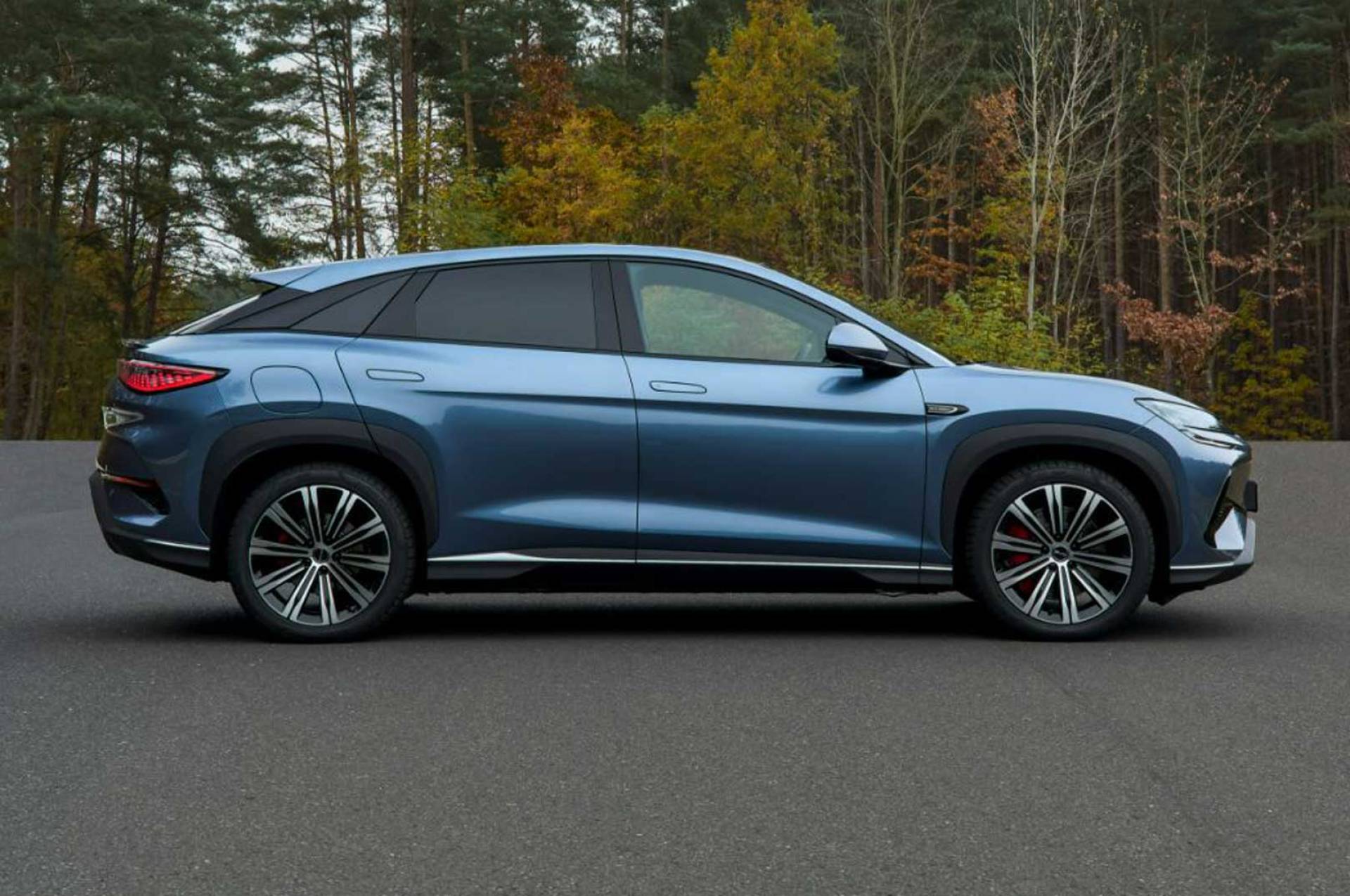 The BYD Sealion 7 Electric Car Lease goes Live 