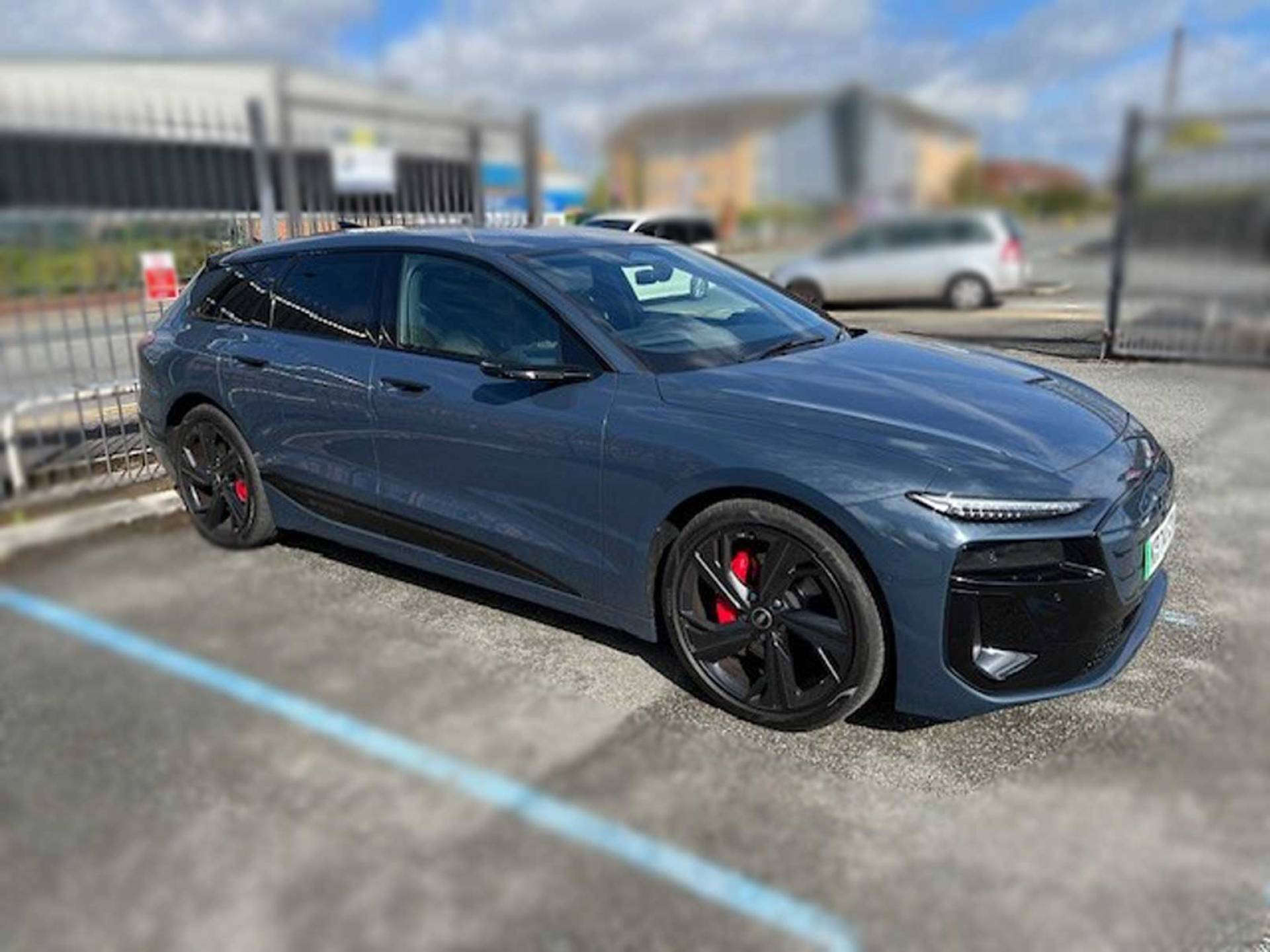 Your Definitive Guide to the Audi A6 e-tron Avant Electric Car Lease 