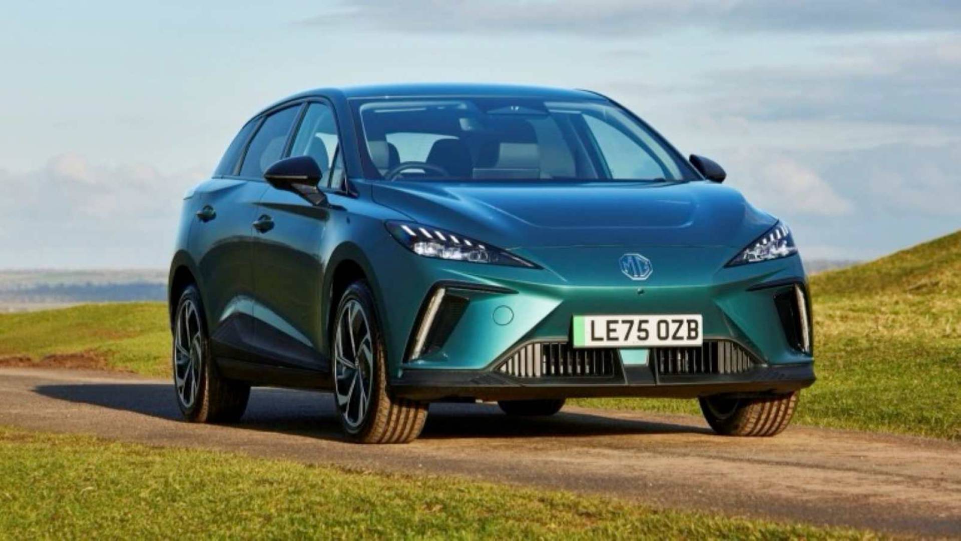  Your Definitive Guide to the updated MG4 hatchback Electric Car Lease 