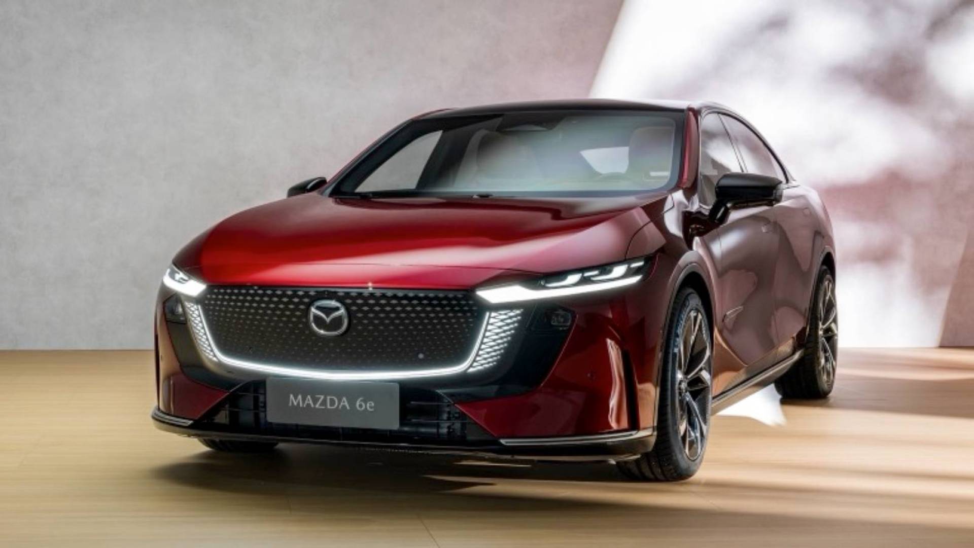 Your Definitive Guide to the Mazda 6e Saloon electric car lease