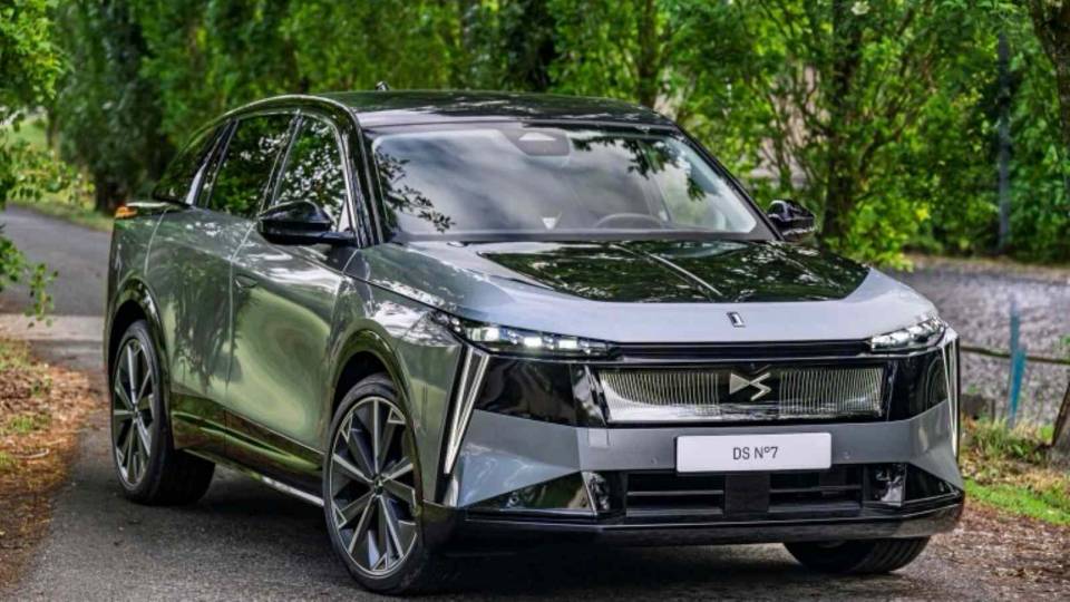 Your Definitive Guide to the DS Nº7 Electric Car Lease 
