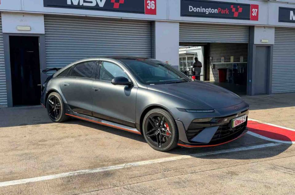 BIG Electric Car News – The Government launch a review into the ZEV Mandate 