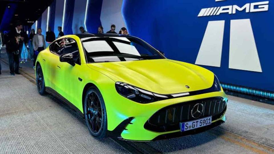 The Mercedes-AMG GT 4-Door Coupé electric car lease is live with our EV Experts! 