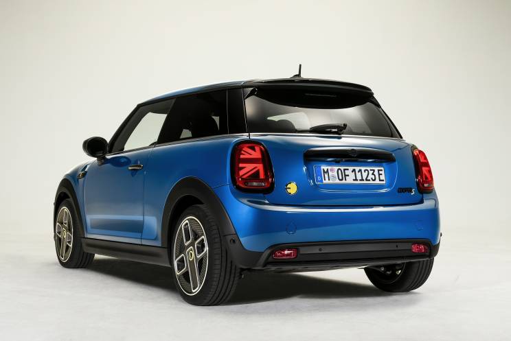 Image 1: Mini Electric Hatchback 135KW Cooper S Level 2 33KWH 3dr Auto