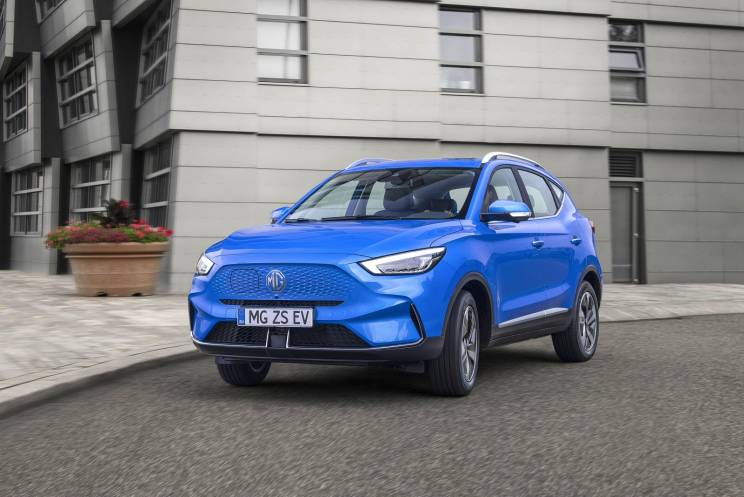 Image 2: MG Motor UK ZS Electric Hatchback 130KW Trophy Connect EV 51KWH 5dr Auto