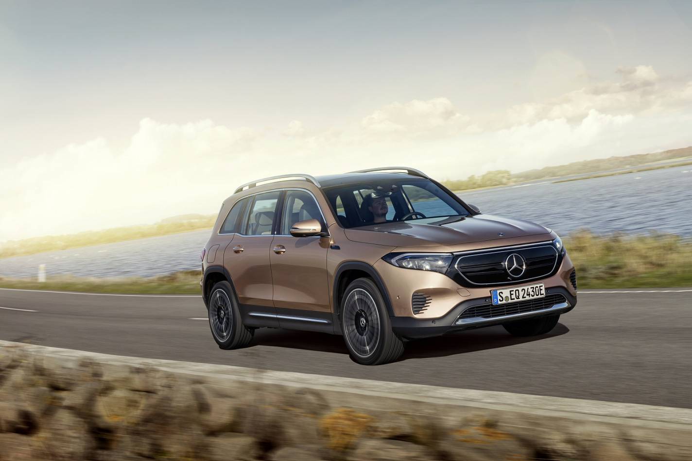 MercedesBenz EQB Estate EQB 350 4M 215KW AMG Line Premium 66.5KWH 5dr Auto On Lease From £791.